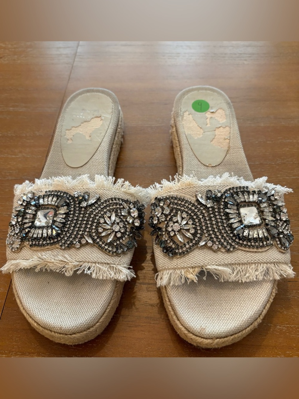 Marc Fisher Slide Espadrille Beige Canvas Crystal Accents Beach Resort-Wear